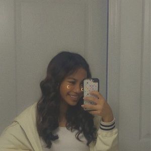 Meet your Posher, Charisse